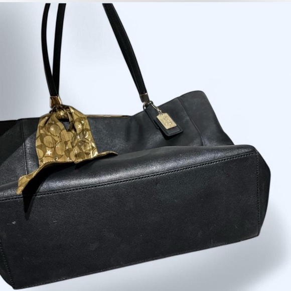 Coach 28743 Madison North South black Tote Bag in Saffiano Leather - Picture 3 of 11